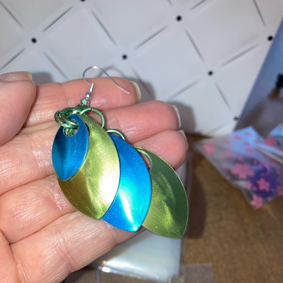 Earrings - Picture 2 of 2